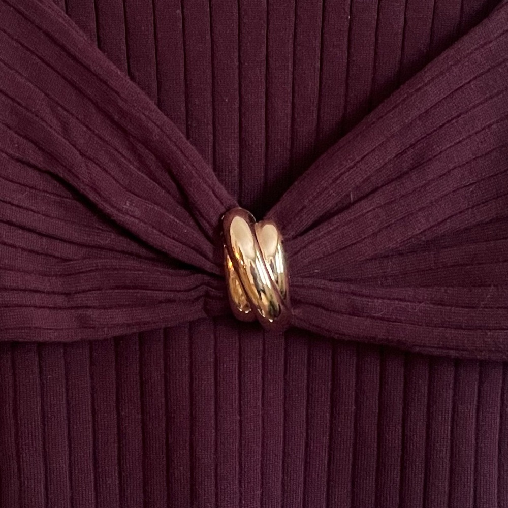 💖Black Raspberry Ribbed Knit Sweater💖 - Picture 3 of 15